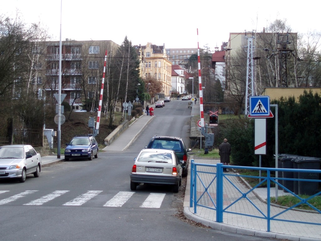 P2282026